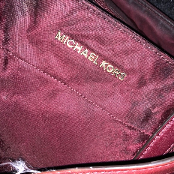 PRE OWNED BURGUNDY MICHAEL KORS TOTE BAG - Picture 2 of 5